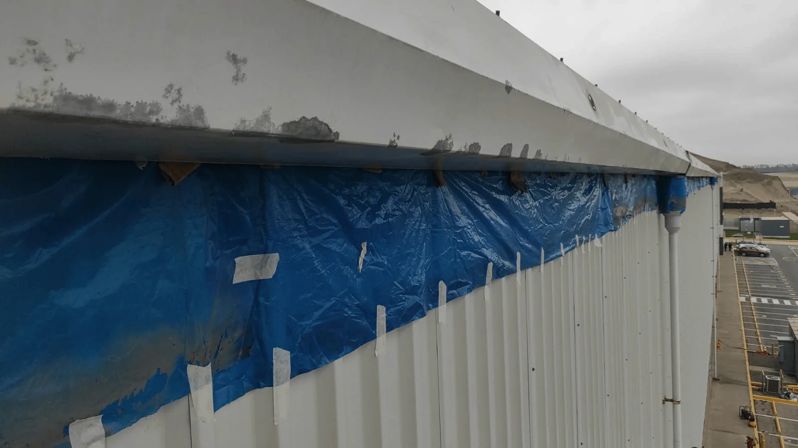 Pintado Parte Baja de Muros Hangar B-100 - 2
